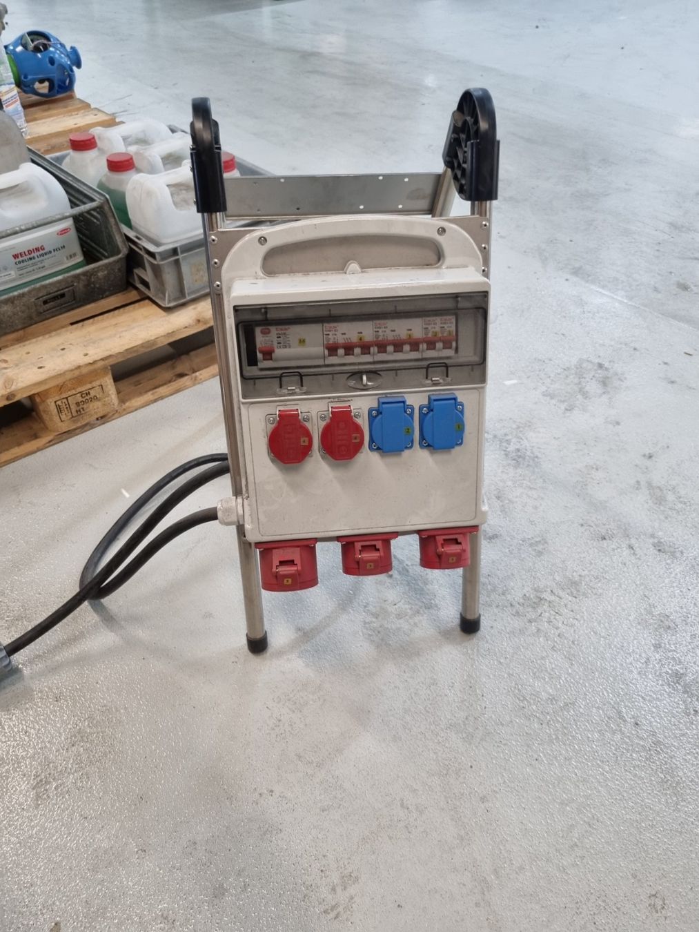 Elektrotechnik: Stromverteiler / Baustrom / Sicherungskasten – Gebraucht aus Deitingen von RRD2010