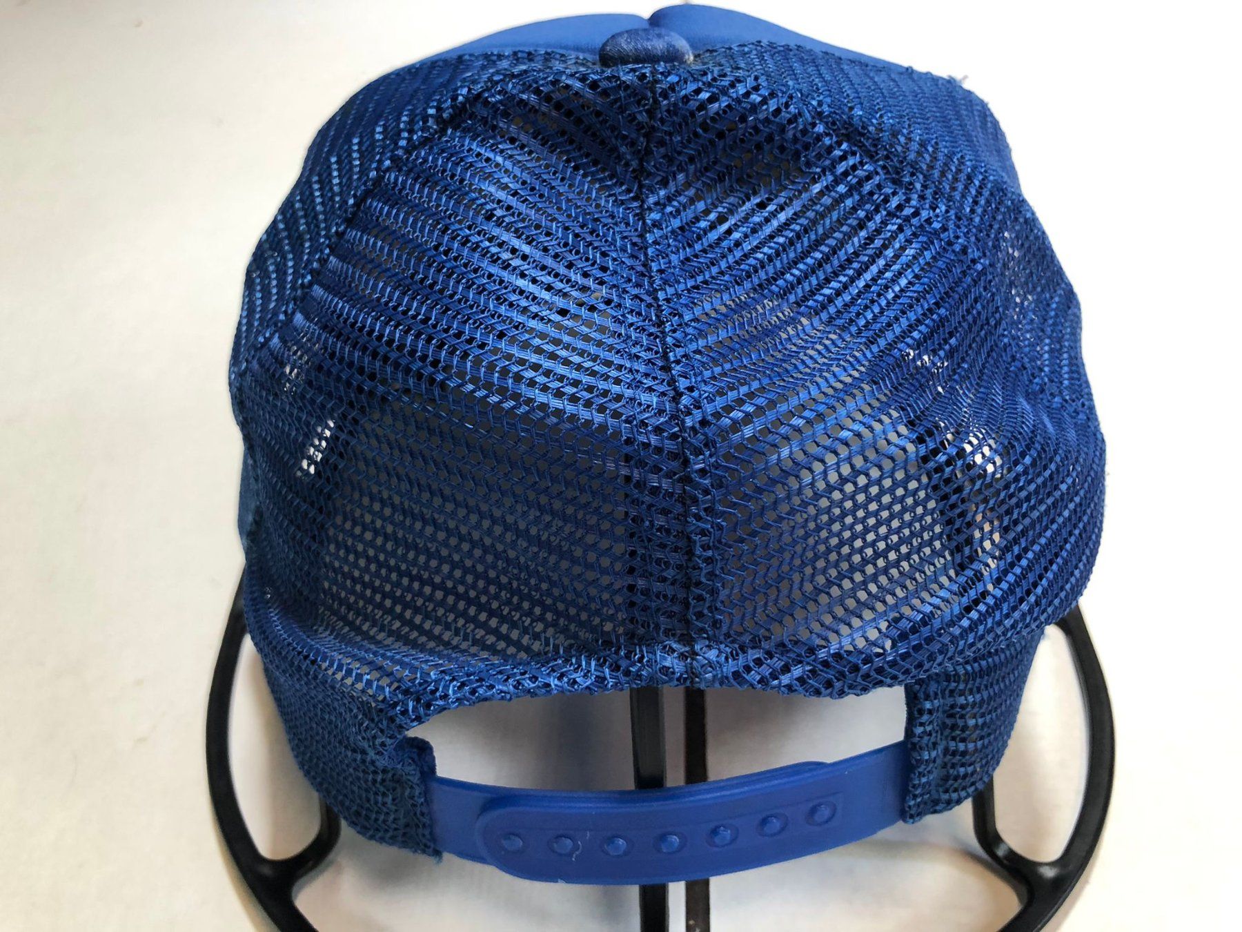 Copricapi, berretti & cappellini: Vintage 90s olympic Mütze – Usato da Zürich venduto da le_souk 1