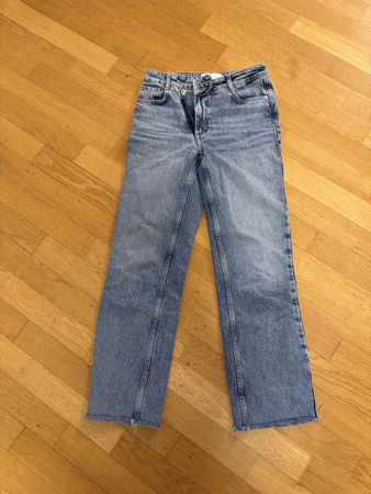 NEU Jeans Mom Fit Grösse 34 Zara
