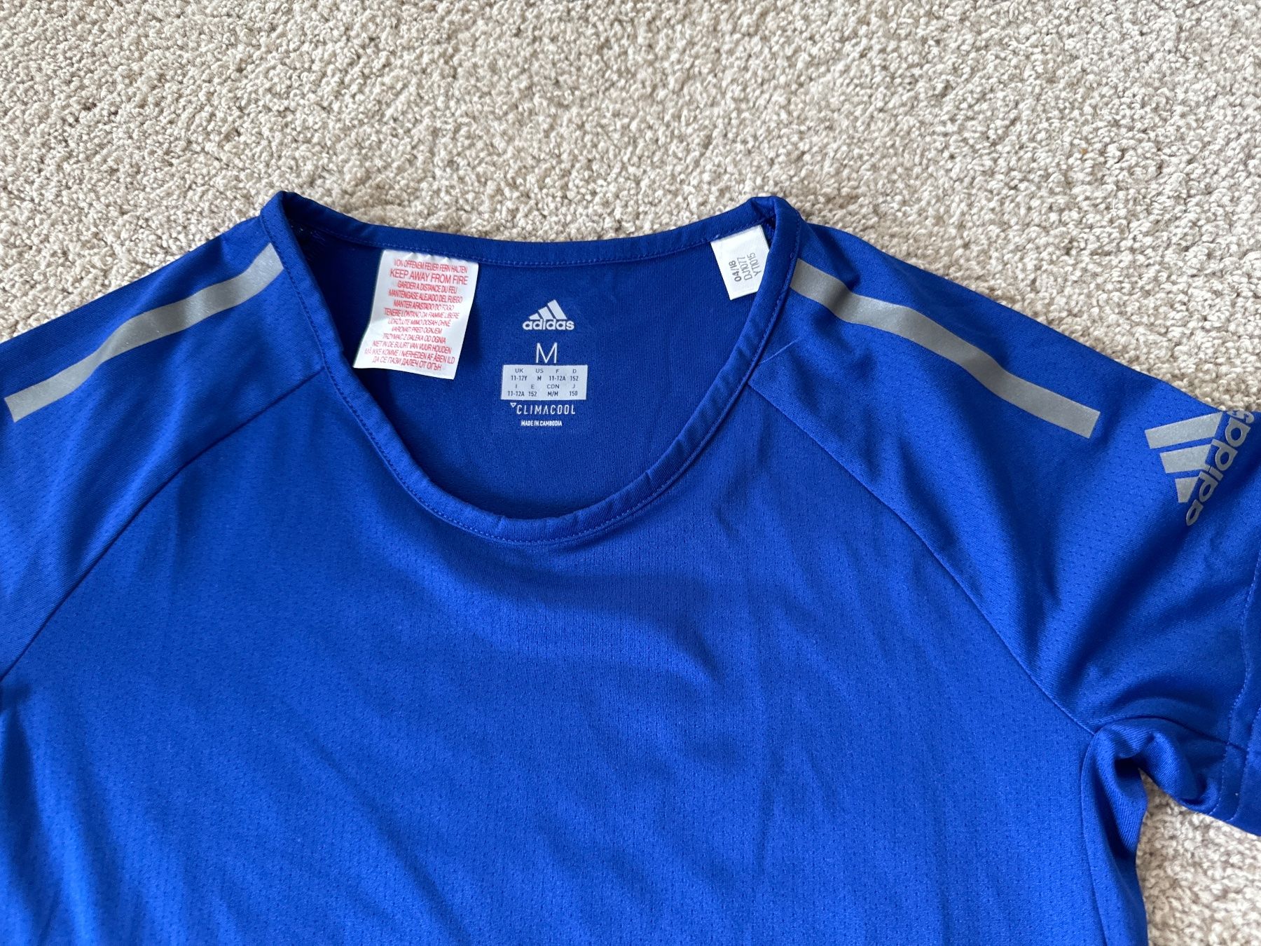 Adidas T-shirt: Adidas T Shirt Gr 152 – Nuovo e nell'imballaggio originale da Oberweningen venduto da Ardnas89 1