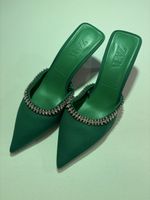 ZARA Mules Gruen mit Steinchen Groesse 40 neuwertig