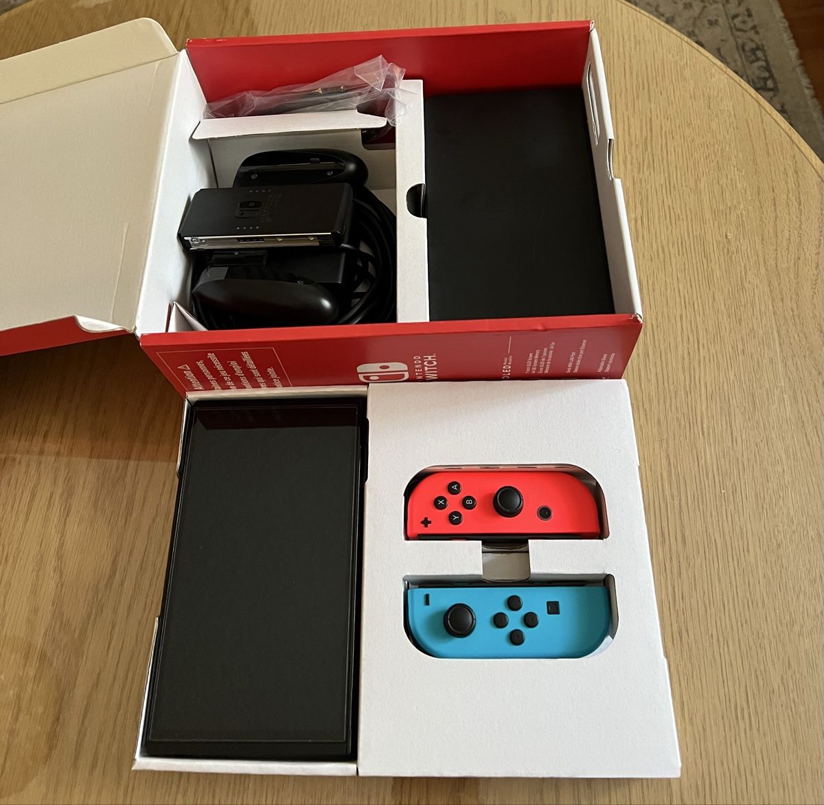 Nintendo Konsolen: Nintendo OLED + 2 Zelda Spiele – Gebraucht aus Domat/Ems von dri_x6cx 1