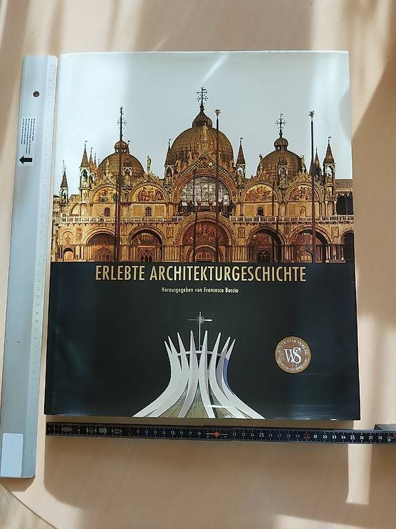 Libri: Bildband Erlebte Architekturgeschichte – Usato da Uetendorf venduto da Ladouce