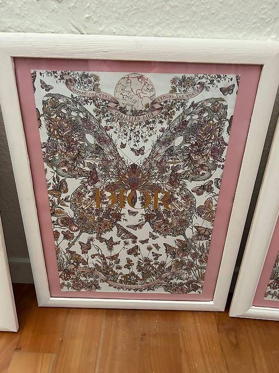 Foto & Immagini: Bild - Dior Butterfly motif  – Usato da Neuheim venduto da GotoKim