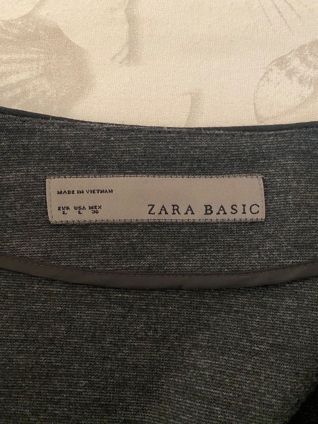 Zara Jacken: Blazer von ZARA, grau/schwarz, Gr. L – Gebraucht aus Zürich von Maria2021 4