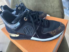 Louis Vuitton Run Away Sneaker Schwarz, Grösse 39, Neuwer...