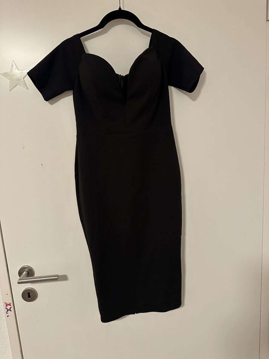 Vestiti: Kleines schwarzes Etui Kleid Gr. S – Nuovo e nell'imballaggio originale da Dübendorf venduto da nat_h9wg