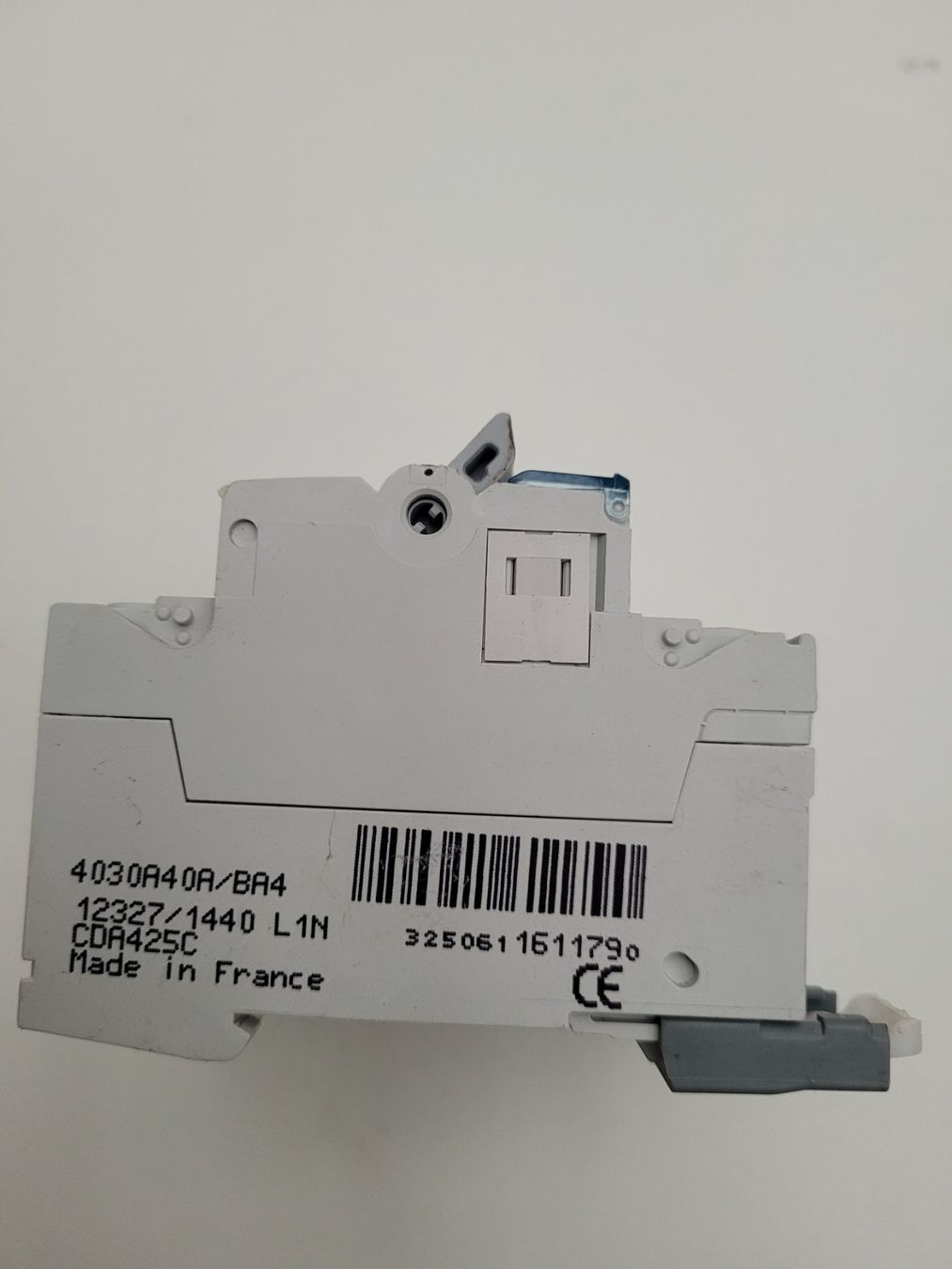 Hager Schalter: Hager CDA 425C 25A 4-poliger Fehlerstrom-Schutzschalter – Gebraucht aus Oensingen von Fischer040 1