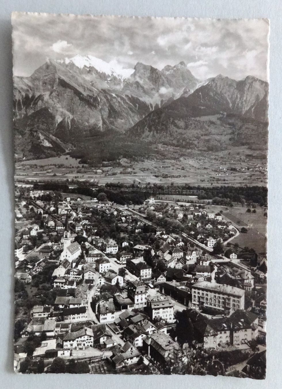 Cartoline postali: Bad Ragaz mit Falknis – Difettoso da Fétigny venduto da Billy2miny