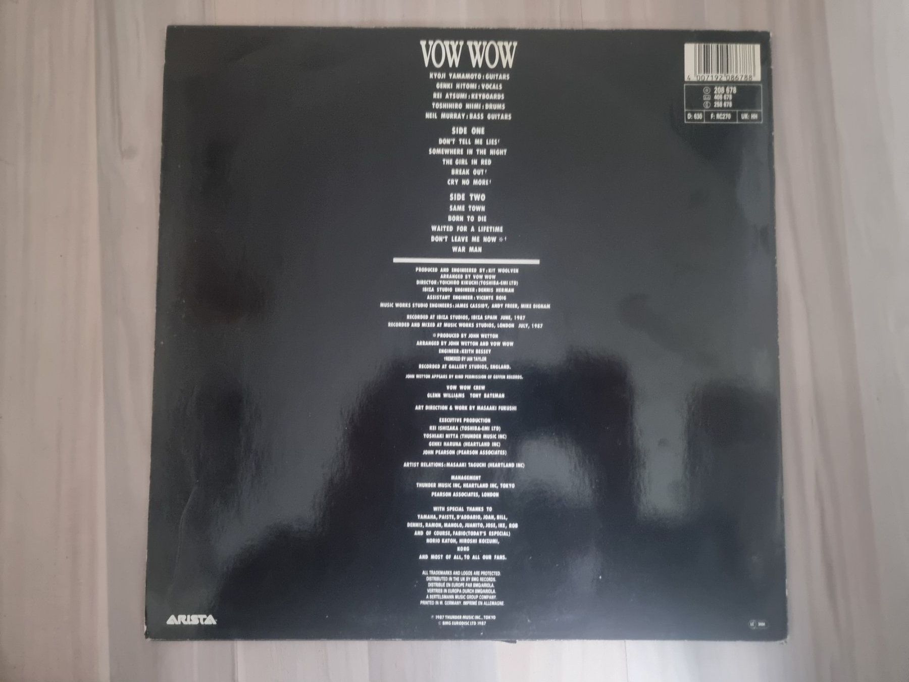 Schallplatten: LP Vow Wow – V – Gebraucht aus Schaffhausen von Kellerrassel 2