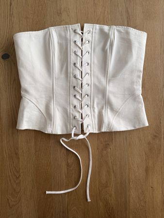 Weisses Top mit Schnürung, Zara, Gr. M