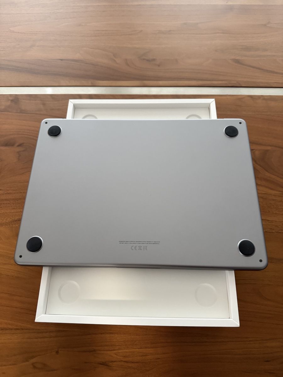 Apple Notebook: Mackbook air m3 512gb – Nuovo (secondo la descrizione) da Dielsdorf venduto da Chirico01 2