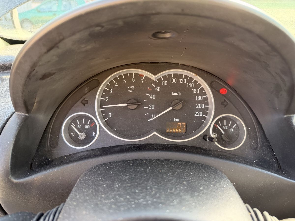 Opel Automobili: Opel corsa 1.2 essence – Usato da Vernier venduto da rod_vmf2 5