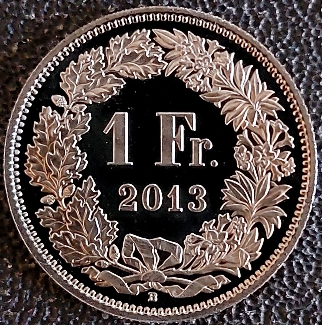 Tutti le monete: 1 Franken 2013 stgl. / aus Münzsatz – Nuovo (secondo la descrizione) da Arch venduto da coinsandmore