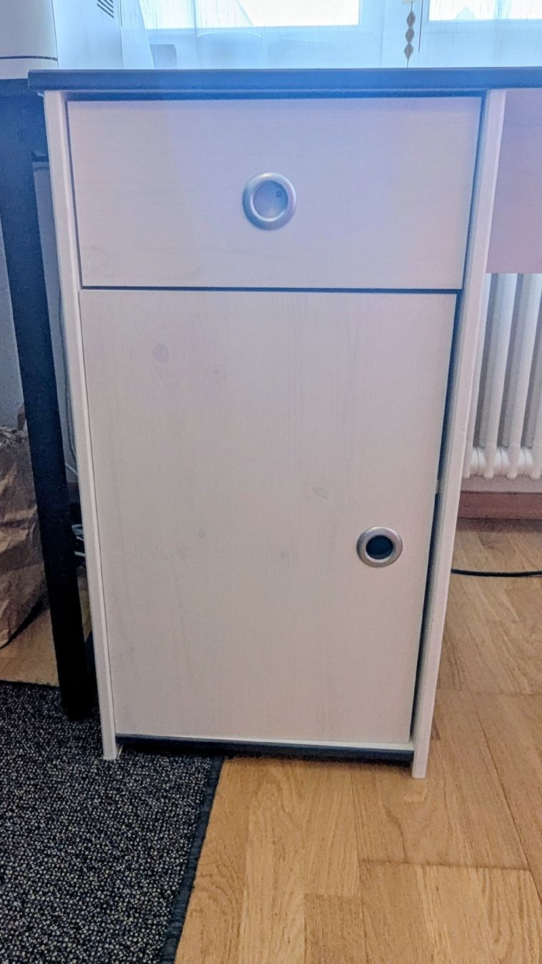 Schreibtische: Schreibtisch  – Gebraucht aus Steinmaur von Ottelo 2