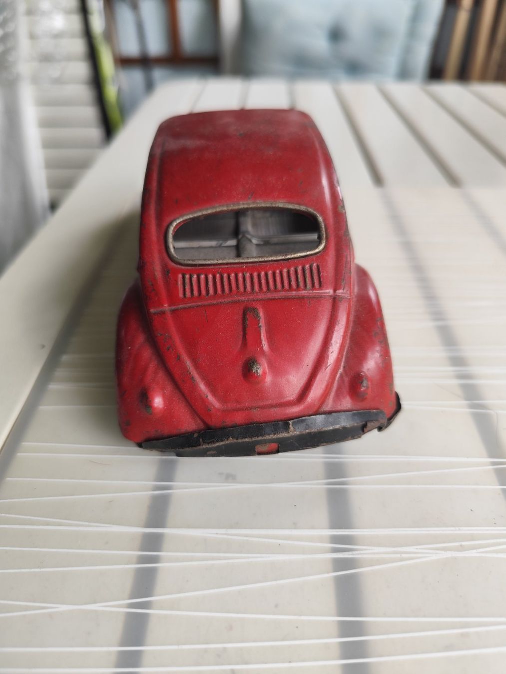 Volkswagen Modellini d'auto: Uralter VW käfer aus blech – Usato da minusio venduto da bierbrauer 5