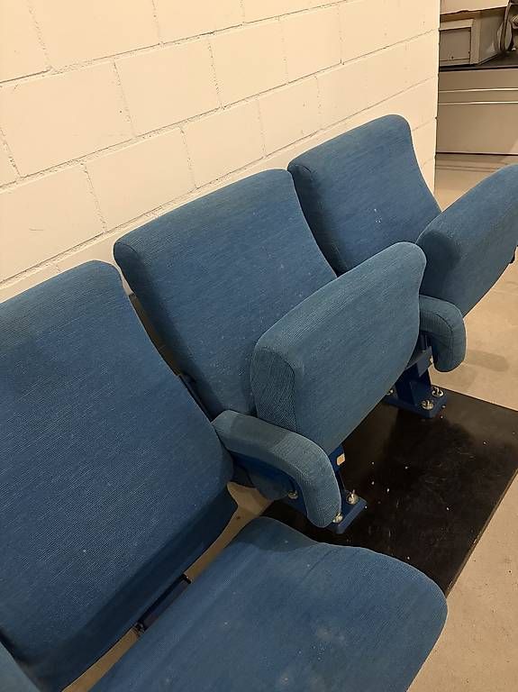 Poltrone: 3 Kinostühle, blau – Usato da Zürich venduto da aqualina77 1