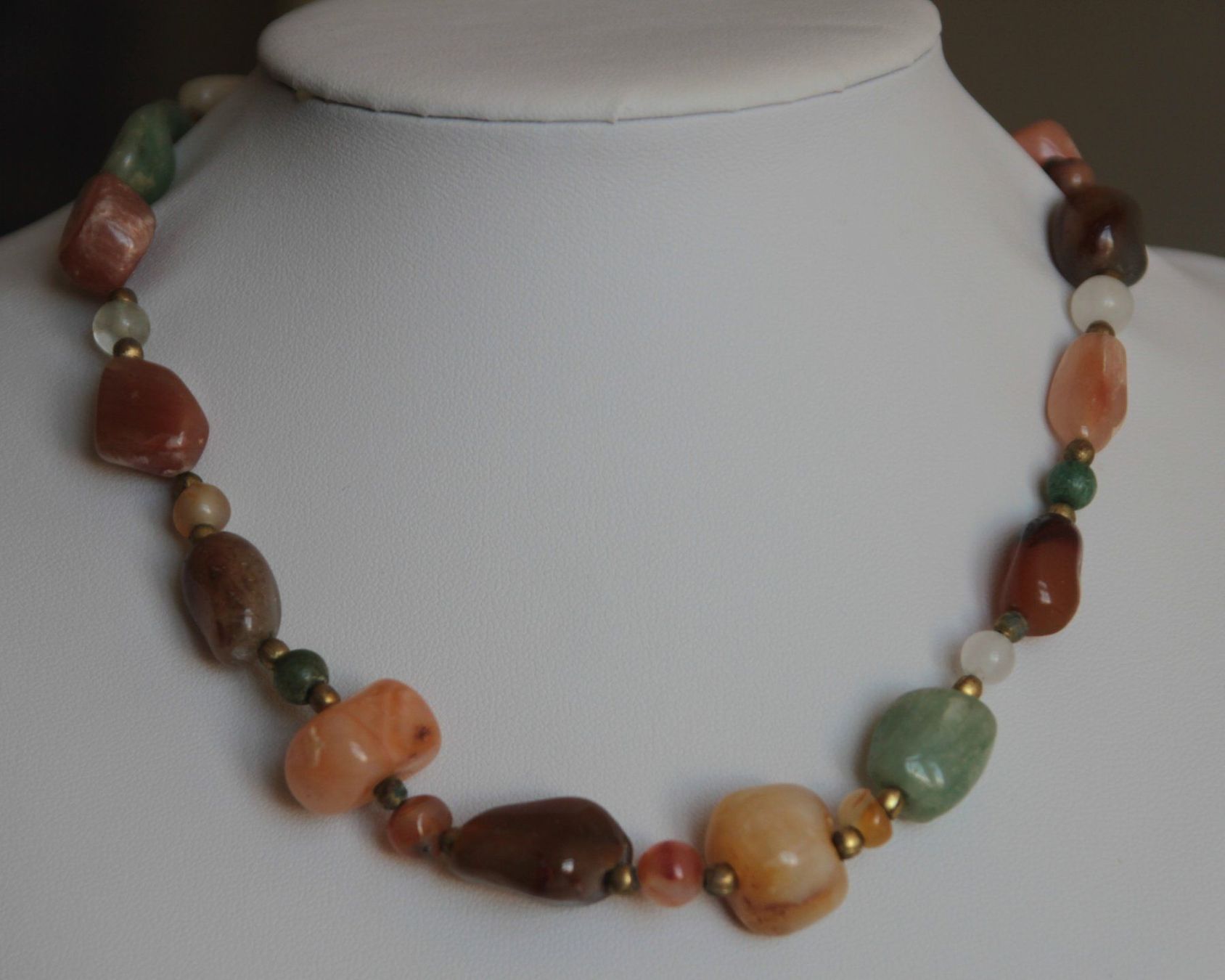Catenine: AUS NACHLASS: Multi Color Edelstein Schmuck Kette Collier – Usato da Matten b. Interl venduto da EdelsteineInterlaken