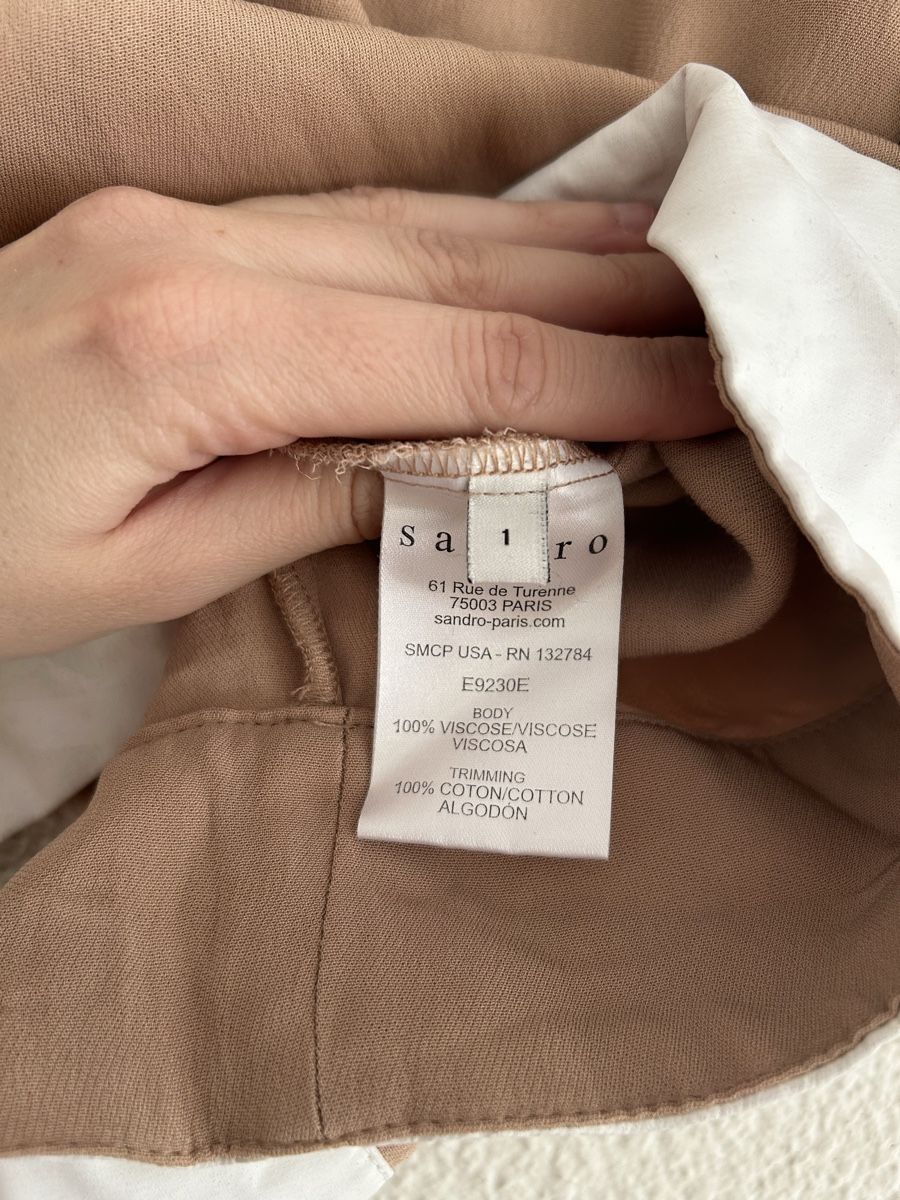 Sandro Top: Haut Sandro Paris, beige et blanc, taille 1 – Usato da Morges venduto da cat_6cm9 2