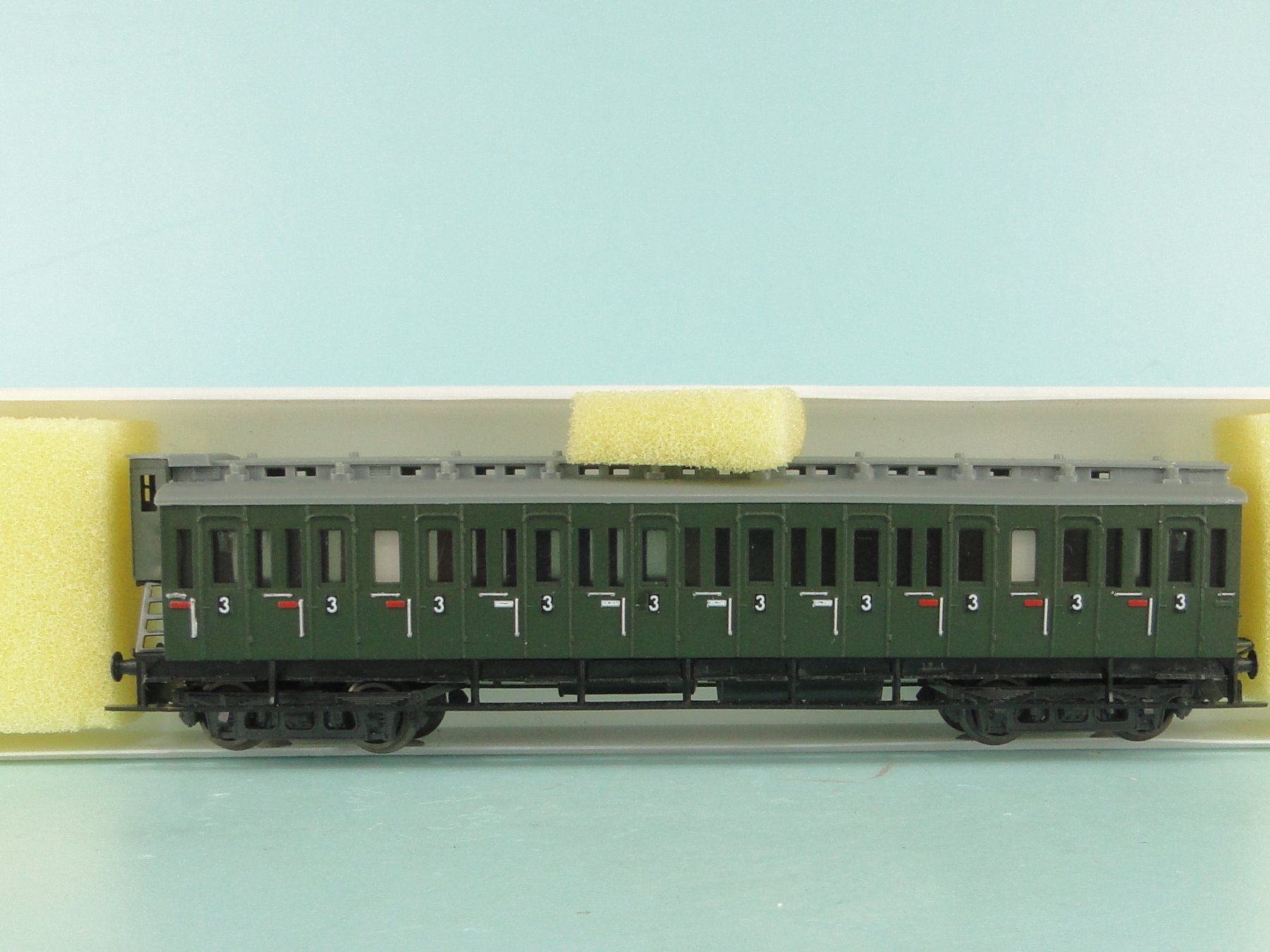 Liliput Modellini di ferrovie: Liliput 290 00 Oldtimer Wagen 3 Klasse – Usato da Bülach venduto da cann11 3