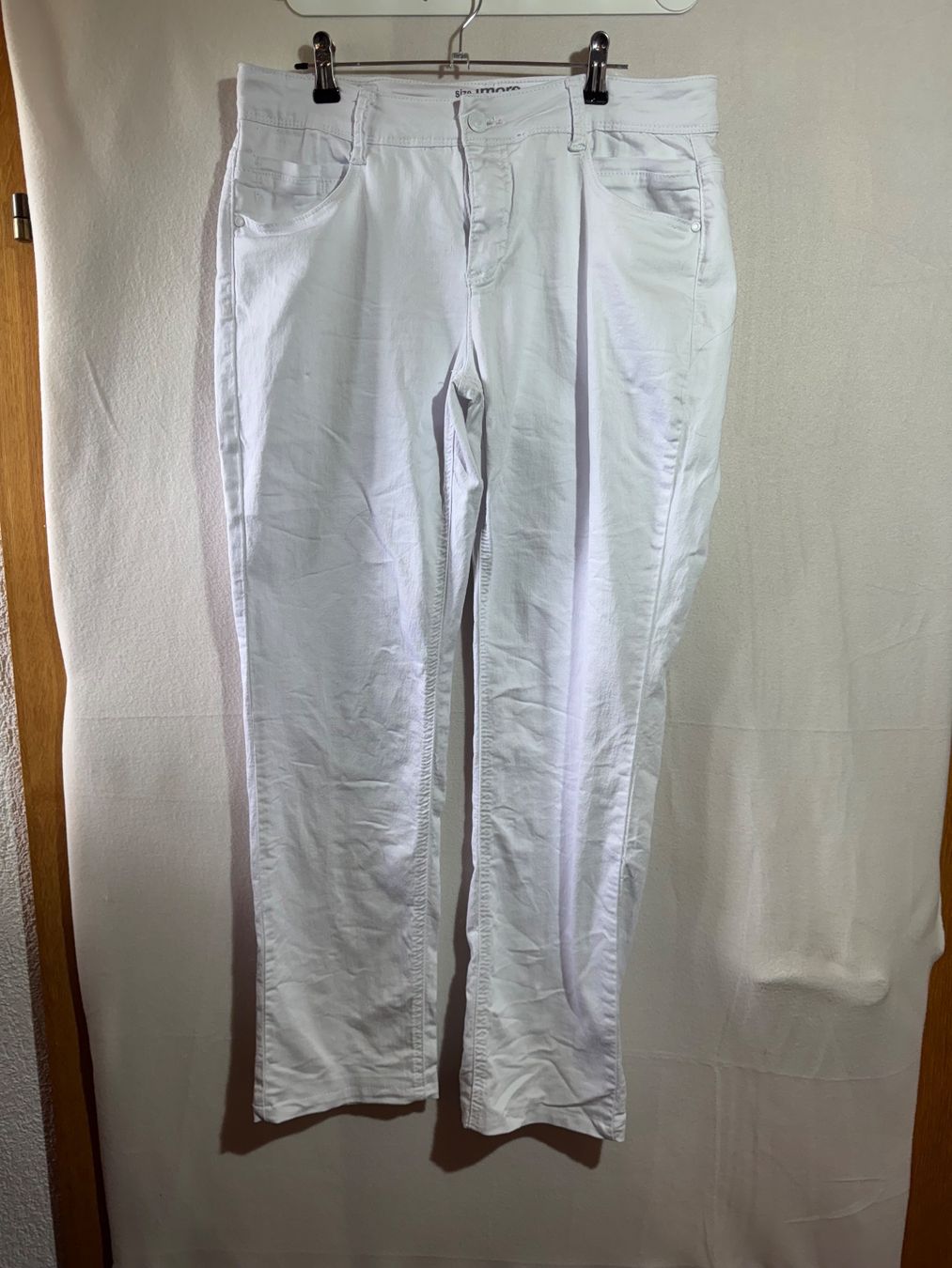 Jeans: Weisse Jeans von Chicoree Gr. 40 – Usato da Grosswangen venduto da second_hand_dress