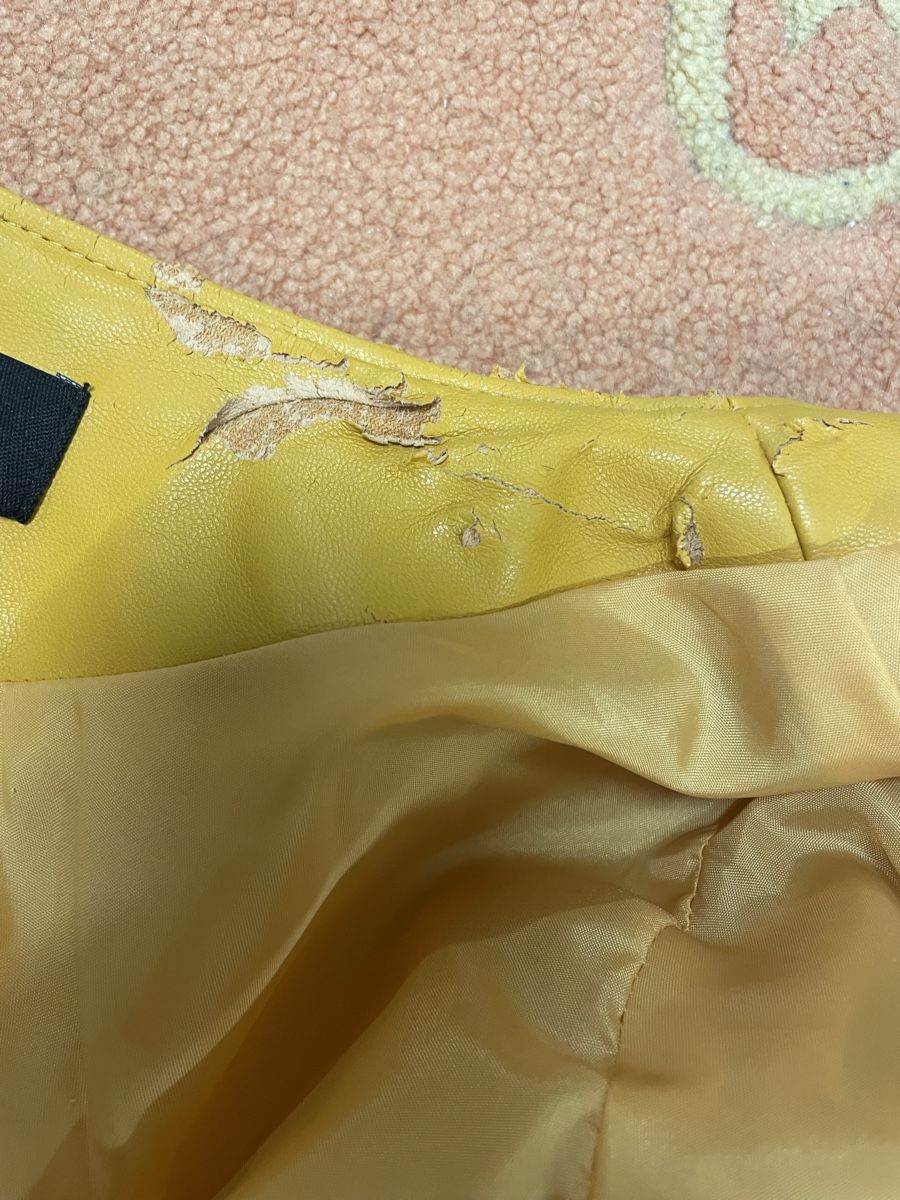 Zara Giacche: Zara Basic Textilleder Jacke gelb mit Volants – Usato da Urdorf venduto da Anassor 4