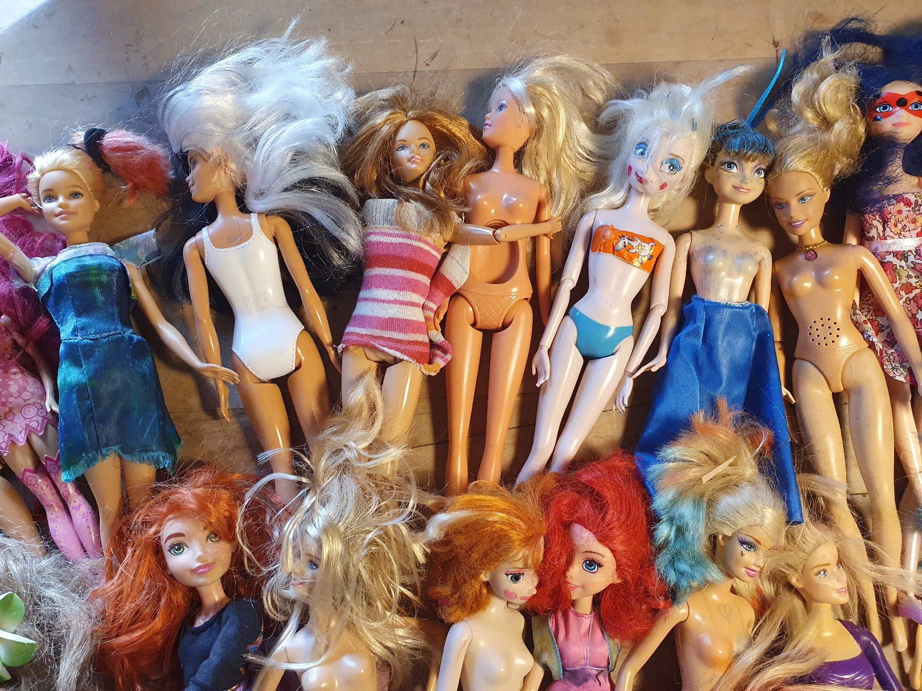 Bambole: Barbiepuppensammlung – Usato da Zürich venduto da loosebone 2