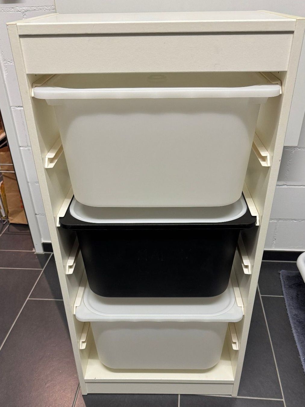 Ikea Scaffali: IKEA Trofast weiss mit 3 Boxen – Usato da Würenlos venduto da CaSteSeNievis 3
