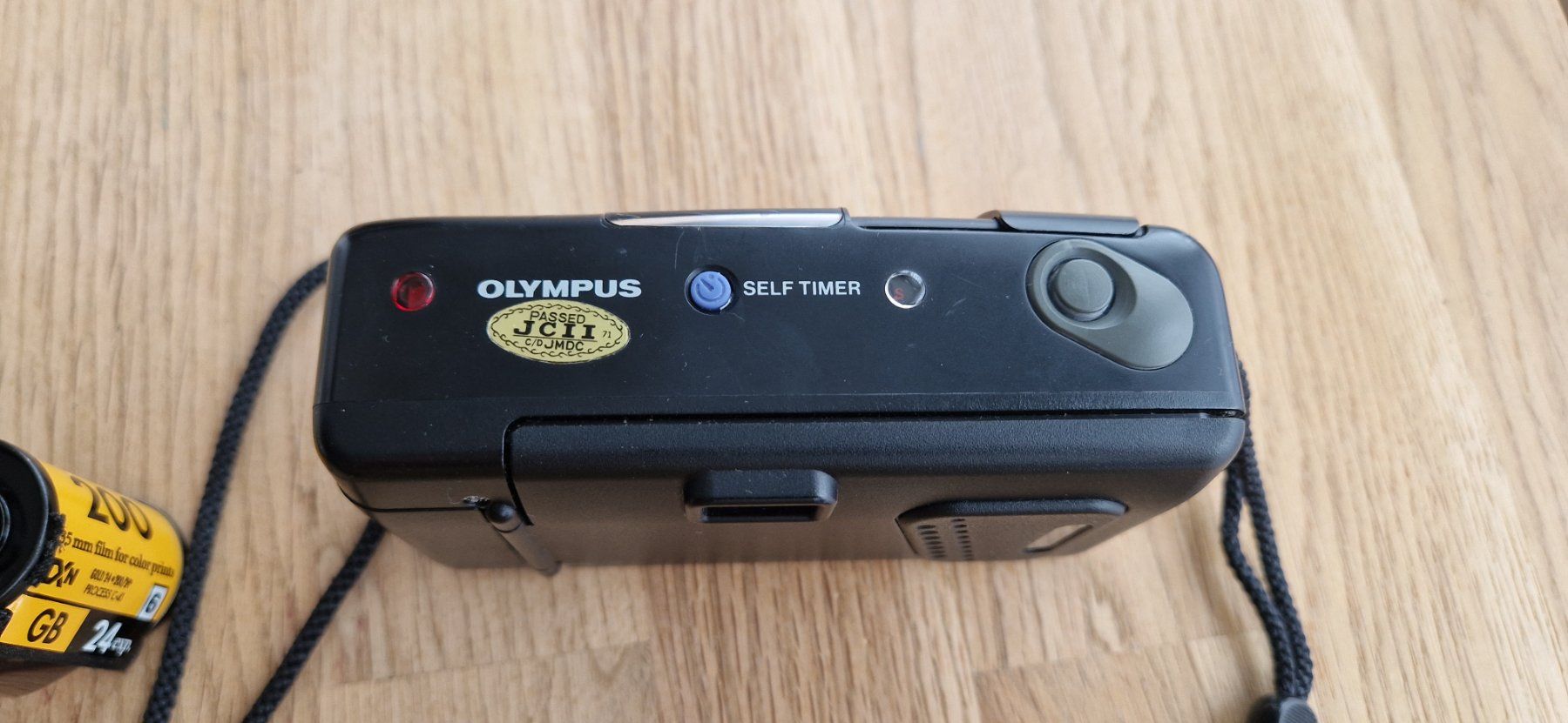 Olympus Fotocamera: Olympus AF-10 35mm Kompaktkamera – Usato da Zürich venduto da Lina049 5