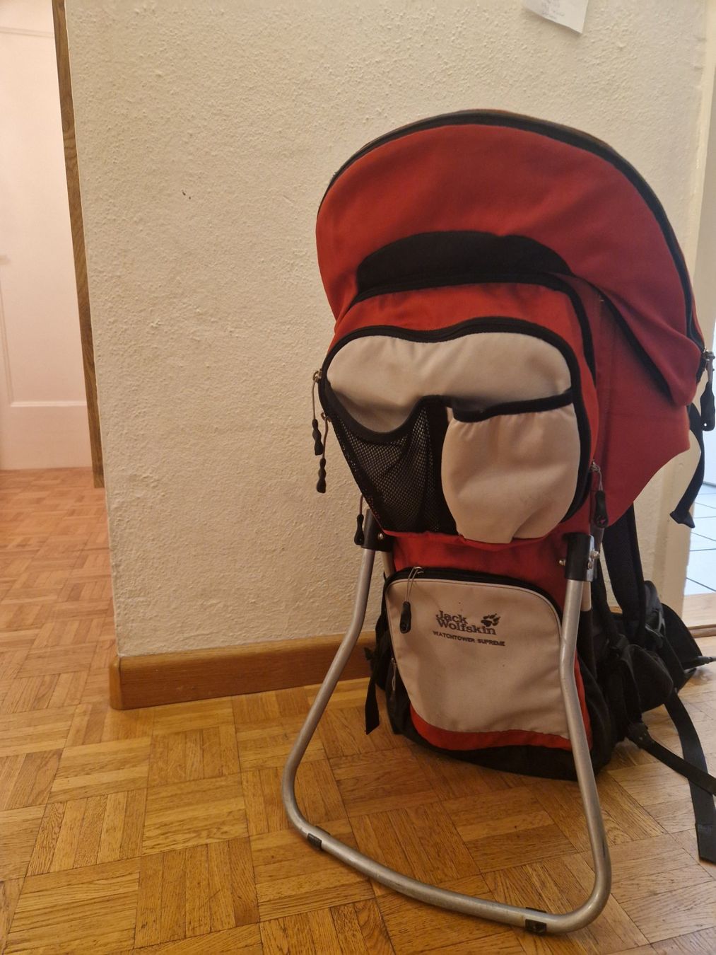 Jack Wolfskin Bauch- & Rückentragen: Jack Wolfskin Kindertrage Kraxe – Gebraucht aus Oberwald von Dstutz1 1