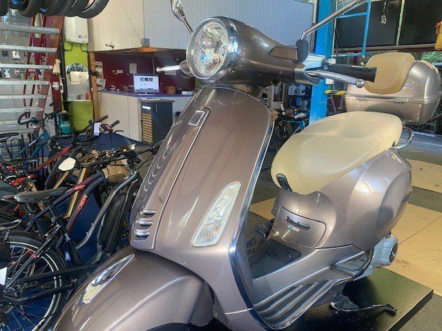 Vespa Scooter: Vespa Roller 125 – Usato da Liestal venduto da A1966 1