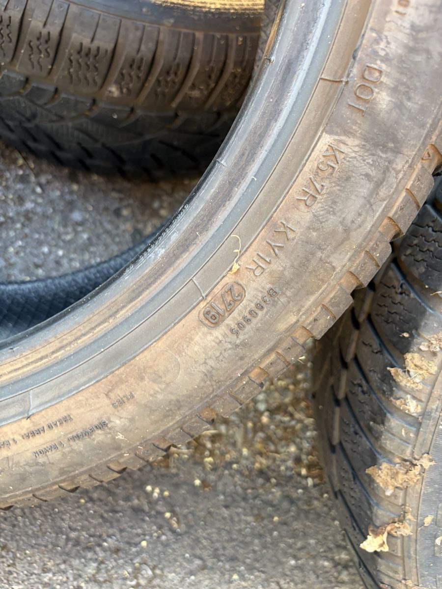 Pneumatici & Ruote complete: 225/45R17 Dunlop winterreifen – Usato da Wettingen venduto da Nici1932 3