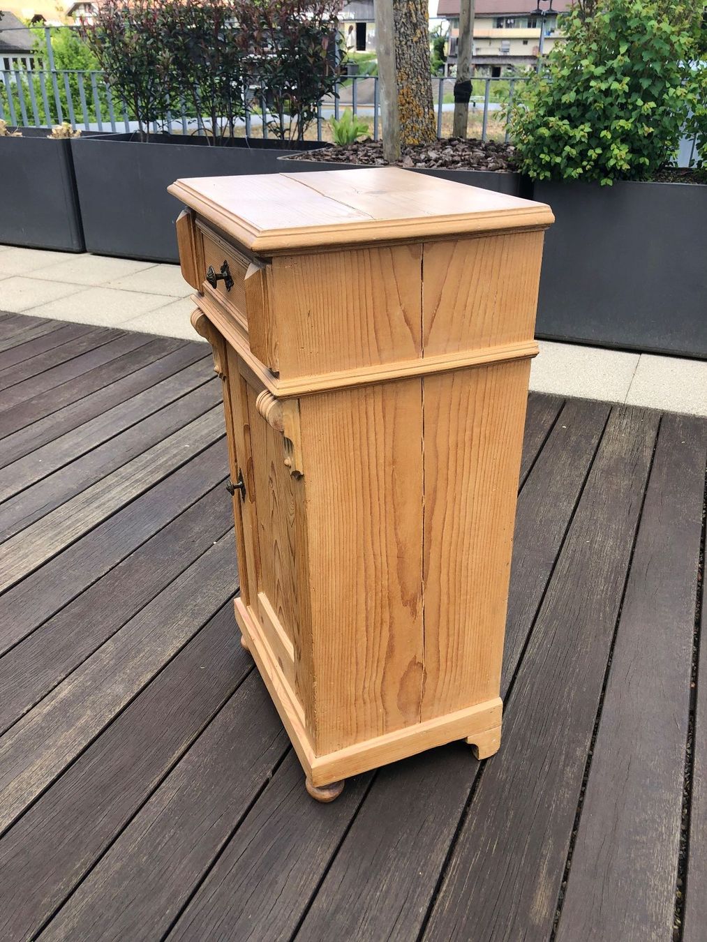Tables de nuit: Antikes Biedermeier Nachttischli – D'occasion à Bern par Banane000 5