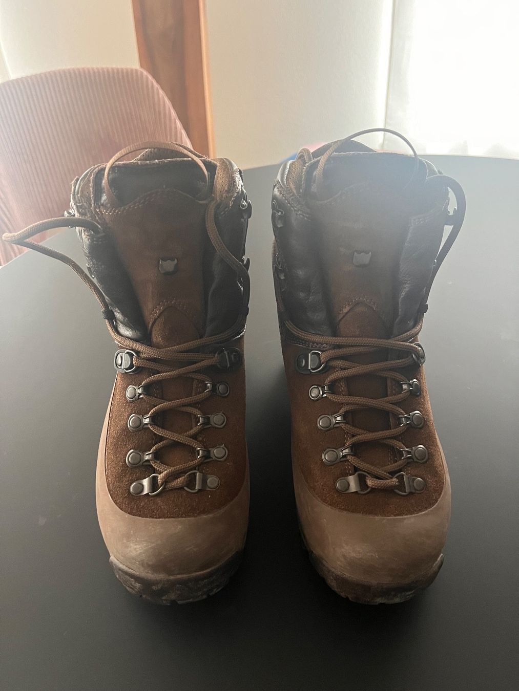 Meindl Scarpe da uomo: Meindl Wanderschuh Schweizer Armee – Usato da Bivio venduto da Alcatraz20 2