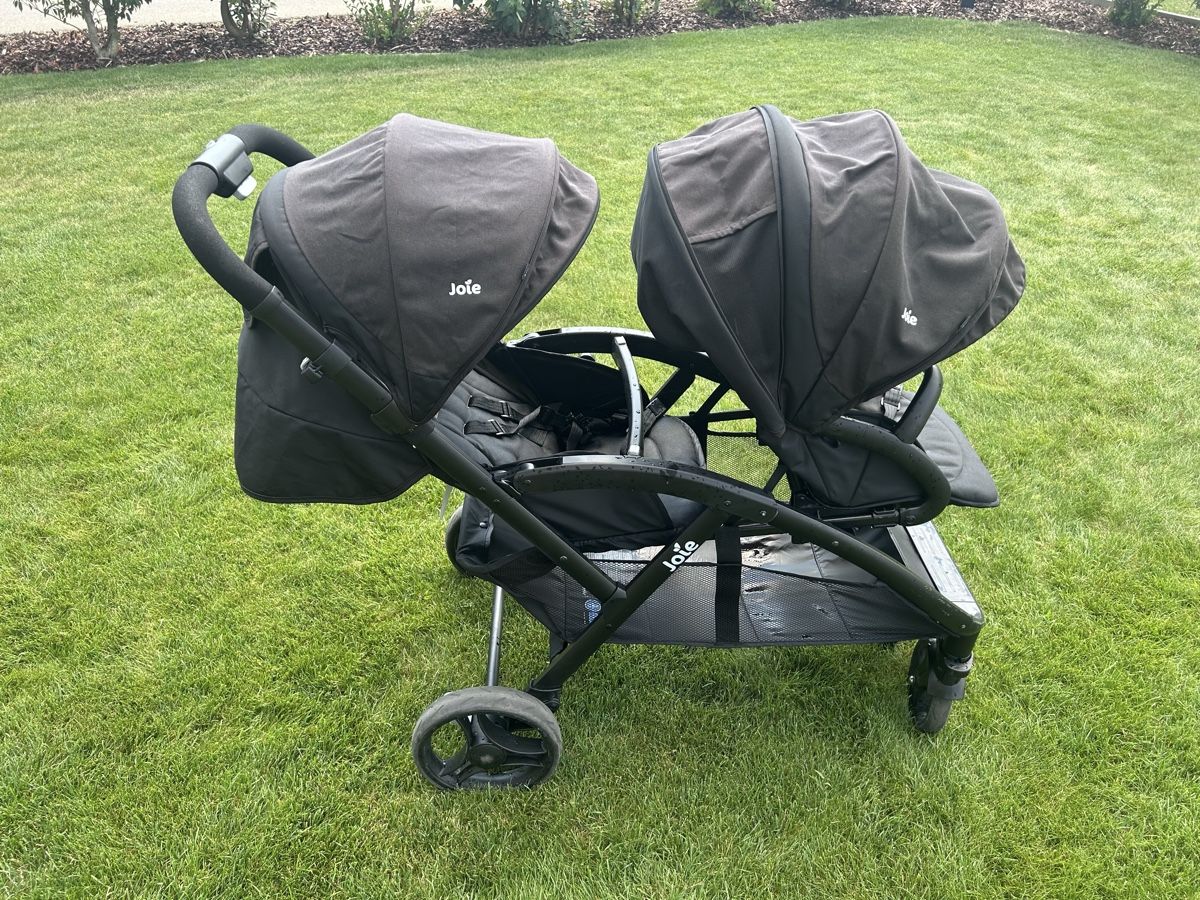 Joie Carrozzine: Kinderwagen - Geschwisterwagen – Usato da Altikon venduto da Groebe 2