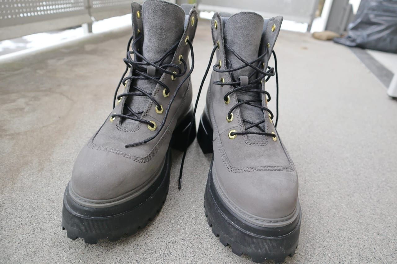Timberland Scarpe da uomo: Bottes : printemps hivers Timberland presque neuf – Nuovo (secondo la descrizione) da Männedorf venduto da gme_rm8c 1