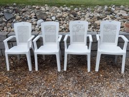 4 Gartenstühle mit Kissen gebraucht