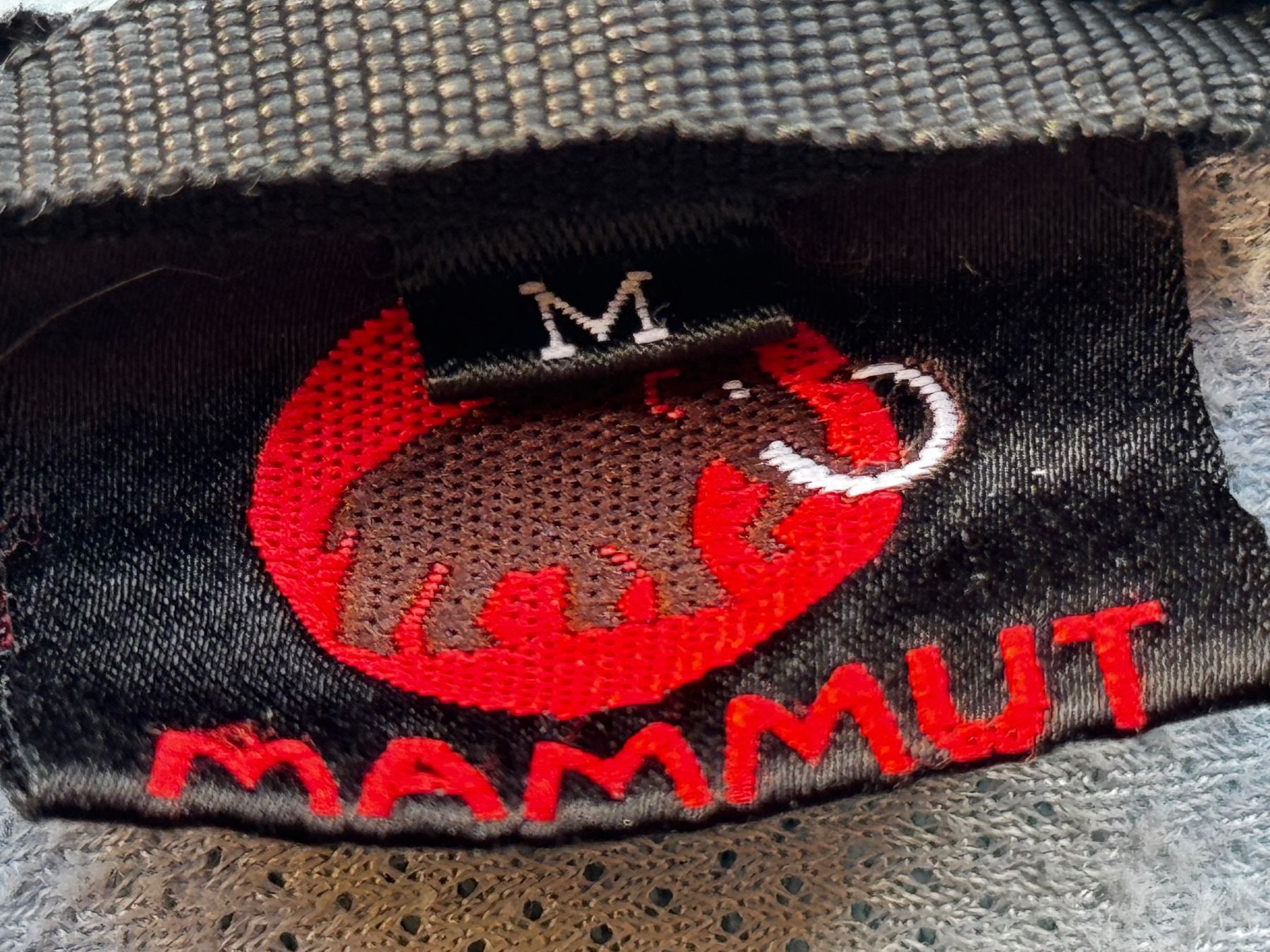 Mammut Giacche: Mammut jaquette polaire bleu clair M – Difettoso da Ovronnaz venduto da Etagne68 5