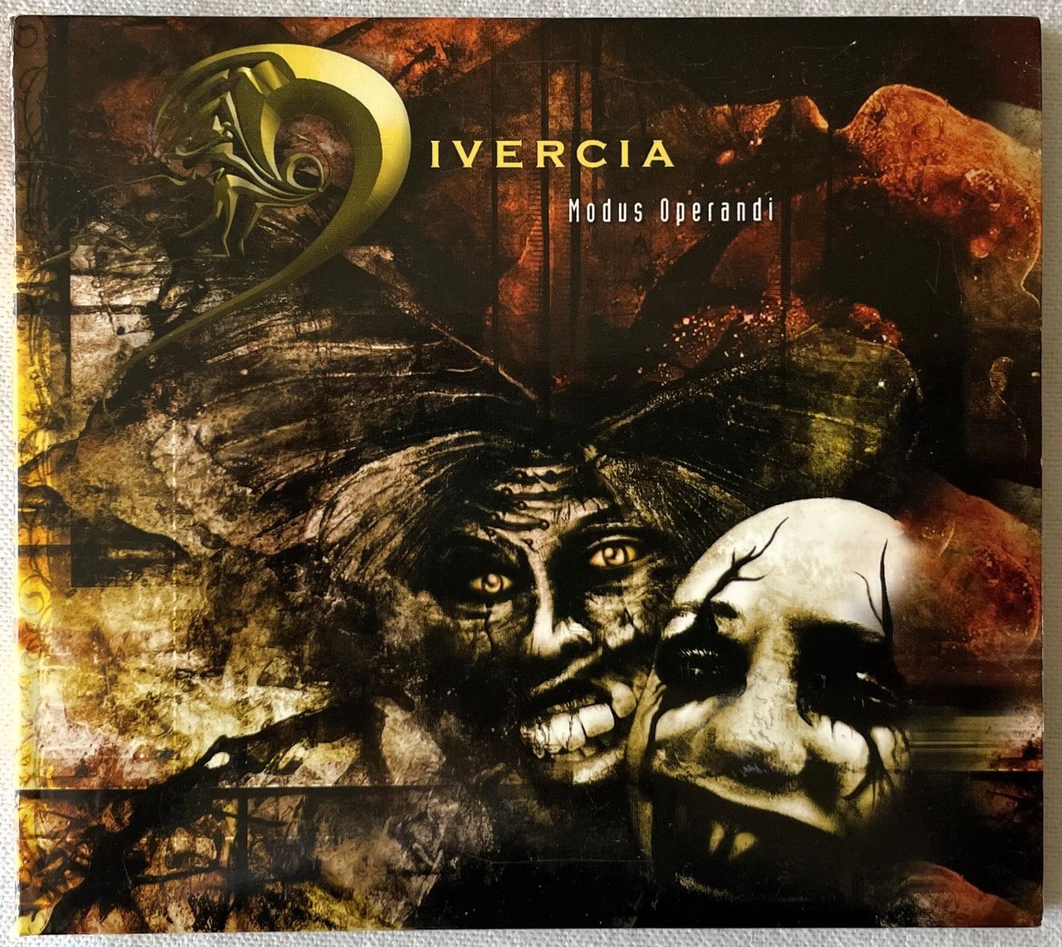 CDs: Divercia – Modus Operandi - CD - 2002 - Digipak First Press – Gebraucht aus Uster von Zardodel