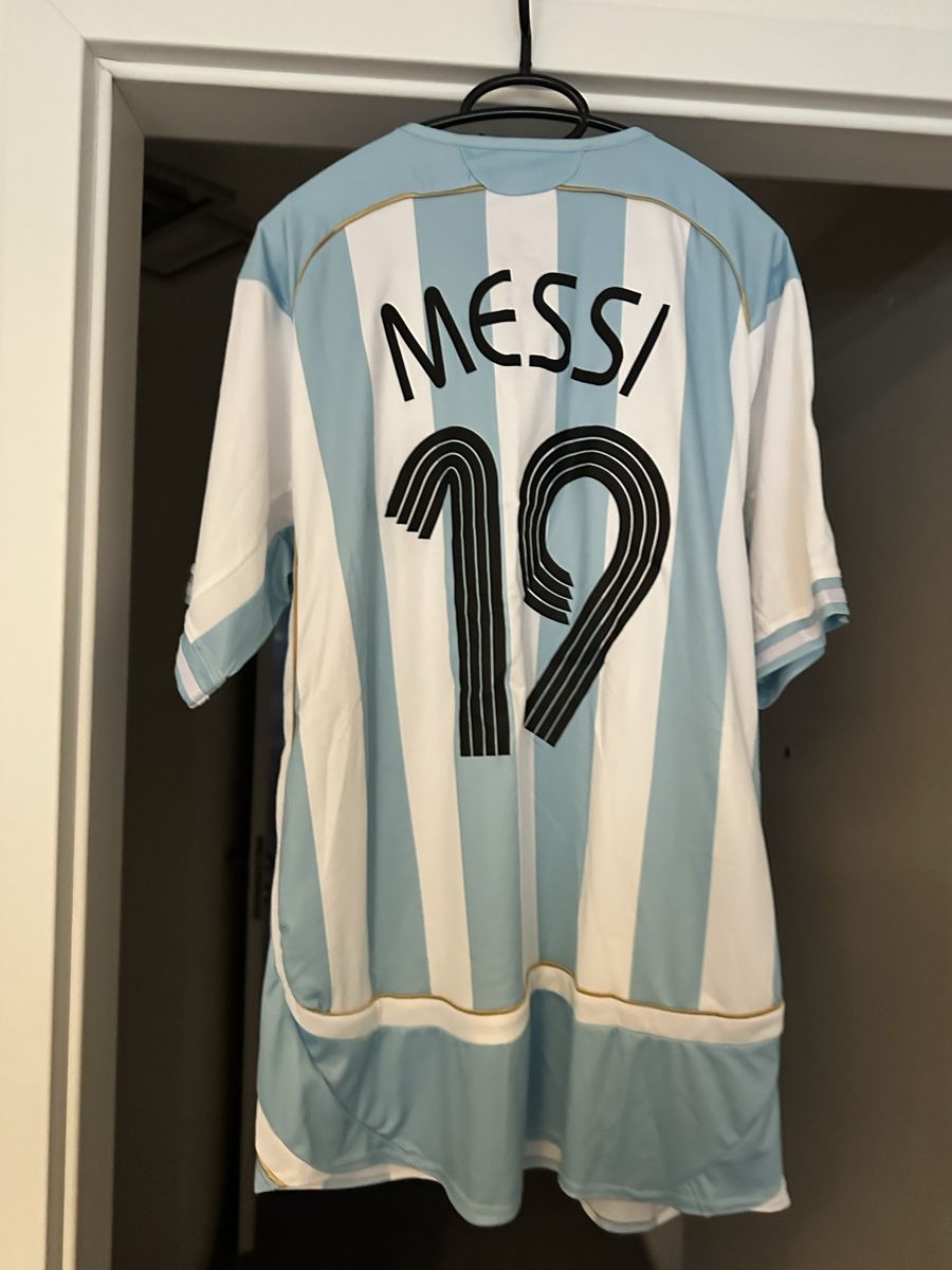 Adidas Maillots de corps & Pantalons: Maillot Argentine 2006 Messi  – D'occasion à Grancy par arn_lmj6 1