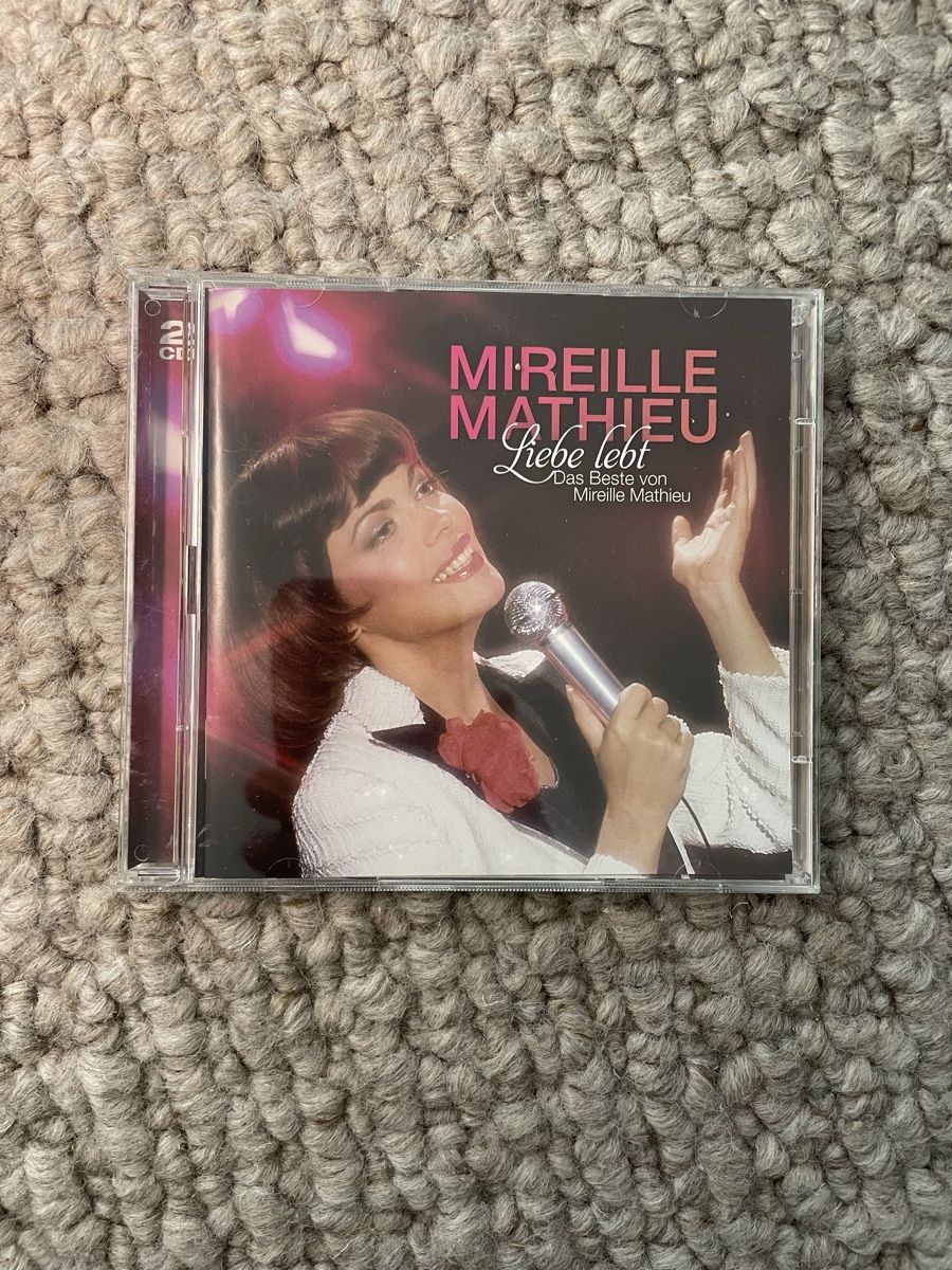 CDs: 2CD Mireille Mathieu — Liebe lebt – Gebraucht aus Reinach AG von trigger7811