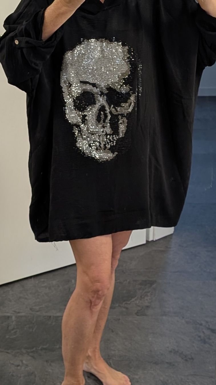 Tuniche: Tunika/Bluse Glitzer-Totenkopf – Nuovo (secondo la descrizione) da Rüfenach AG venduto da sen_vbz6 8