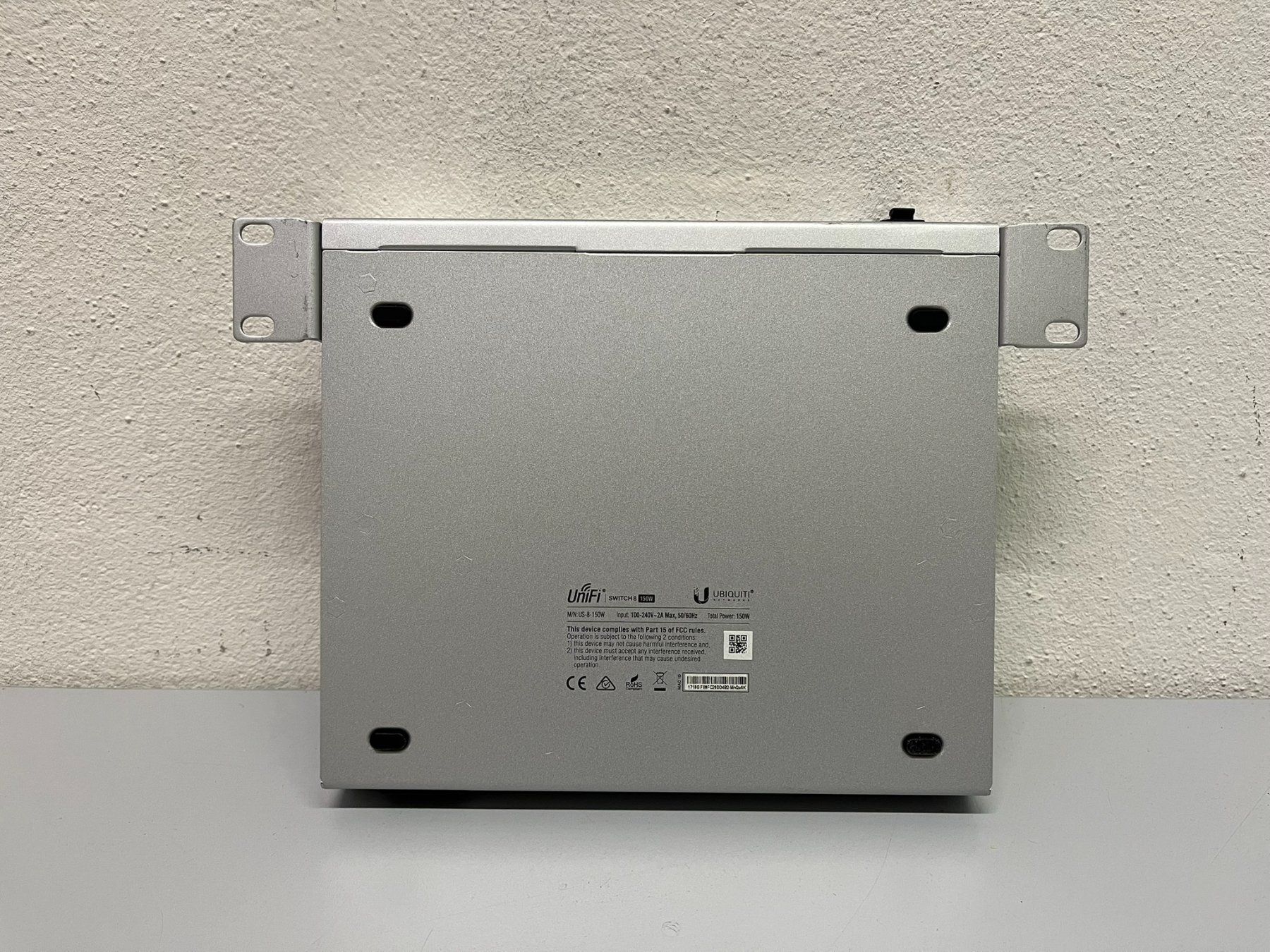 Ubiquiti Hubs & Switches: UBIQUITI UniFi Switch 8 150W – Gebraucht aus Hochdorf von av-electronics 4