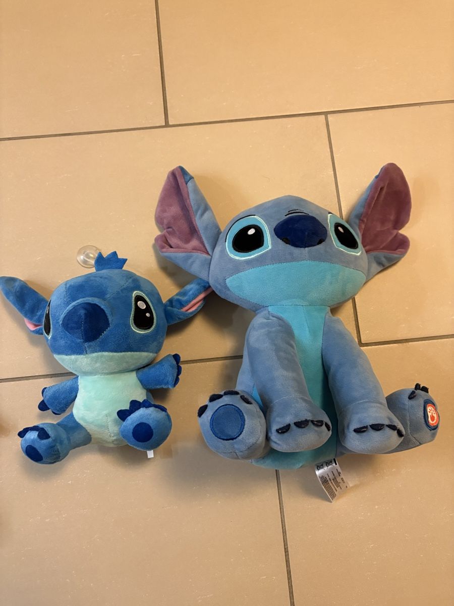 Disney Giocattoli: Disney Stitch Kuscheltier-Set – Usato da Witterswil venduto da gandia05