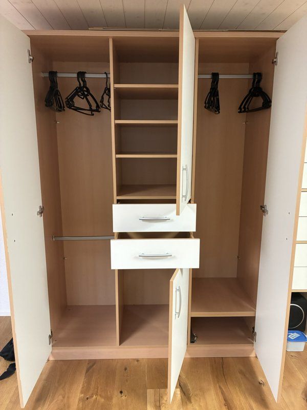 Armadi: Kleiderschrank 3-Teilig – Usato da Fischbach-Göslikon venduto da Olly99 4