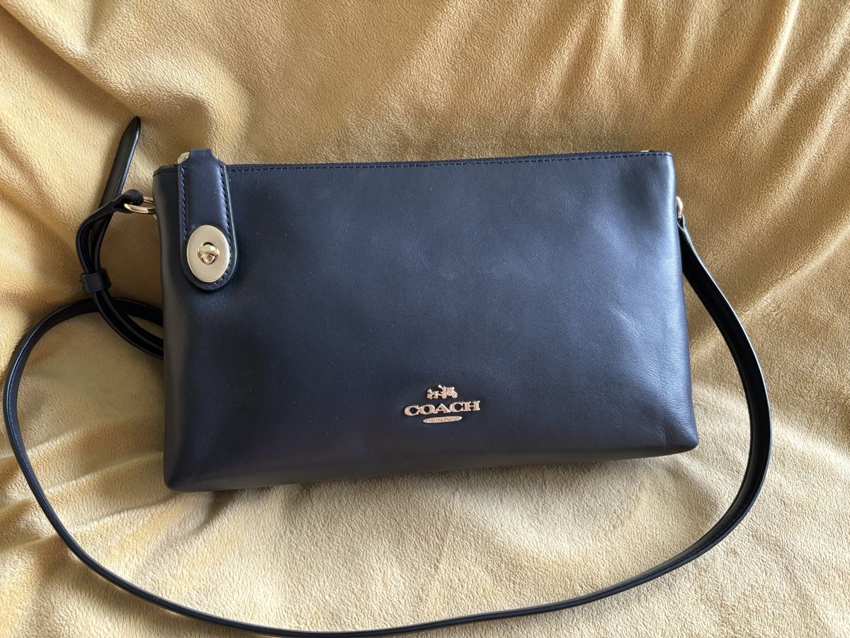 Coach Taschen für Damen: Coach cross body bag – Gebraucht aus Rapperswil SG von