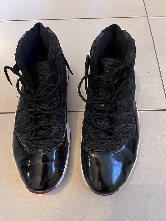 Herrenschuhe: Baskets J - pointure 45 - en bon état – Gebraucht aus Lausanne von monaliza1998