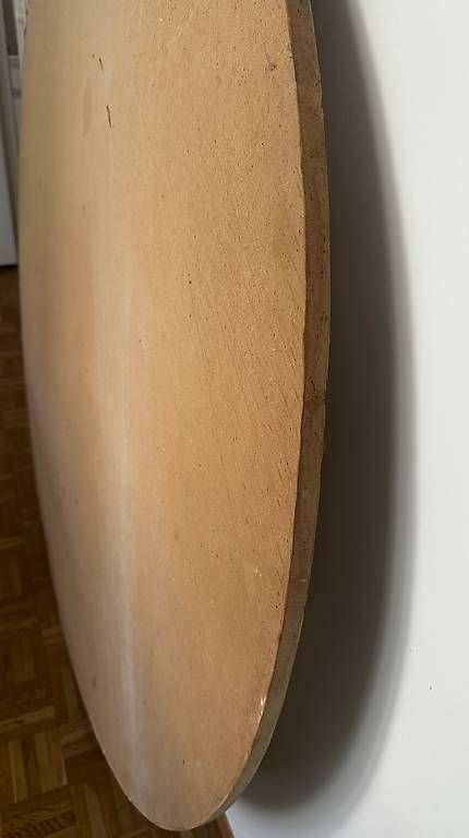 Plateaux: Runde MDF Platte, ca. 150 cm Durchmesser – D'occasion à Zürich par Capricorn-Vertrieb 1