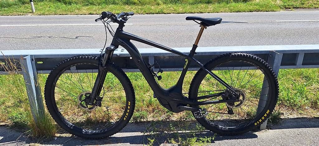 Specialized Biciclette: Specialized turbo levo HT 2020 - taille L – Usato da fribourg venduto da Helmuth16