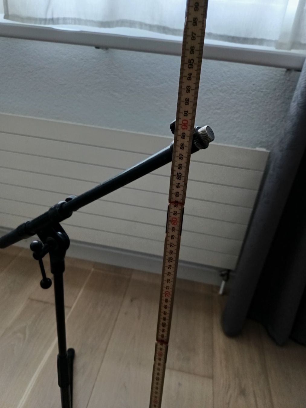 Supporti per strumenti musicali & leggii: K&M Mikrofonständer, Stativ halbhoch – Usato da Muolen venduto da Brassmaster27 2